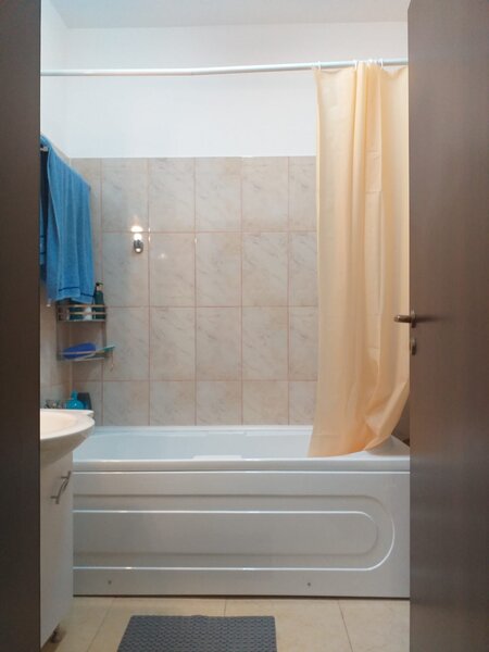 Cartierul Latin, Prelungirea Ghencea